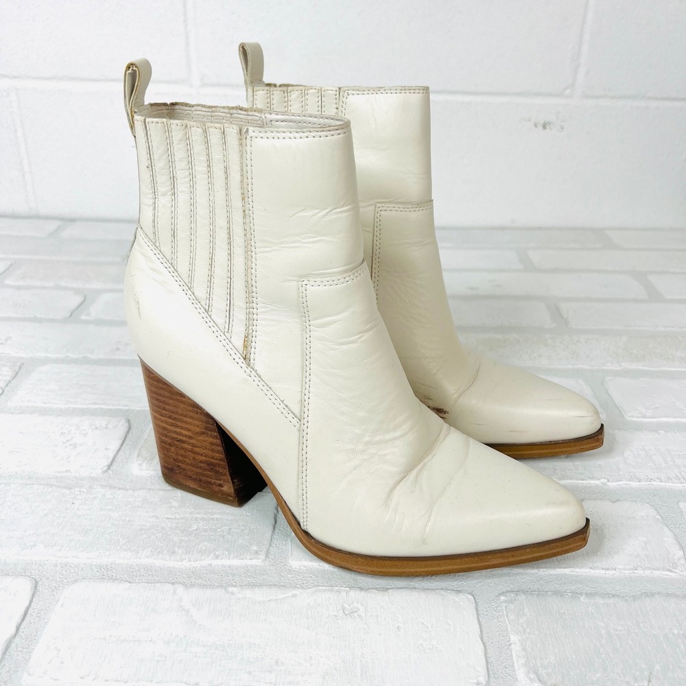 Marc Fisher LTD Yale Off White Leather Pointed Toe Chelsea Ankle Boots 7M